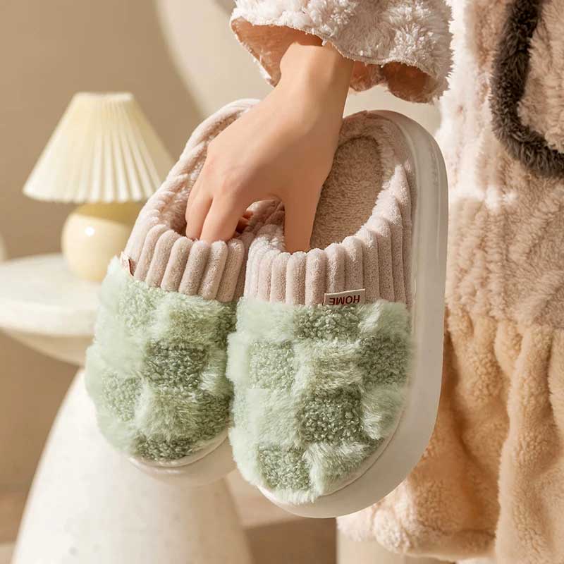 Pantufa Feminina Chess Verde Adulto e Infantil| Pantufas & Pijamas