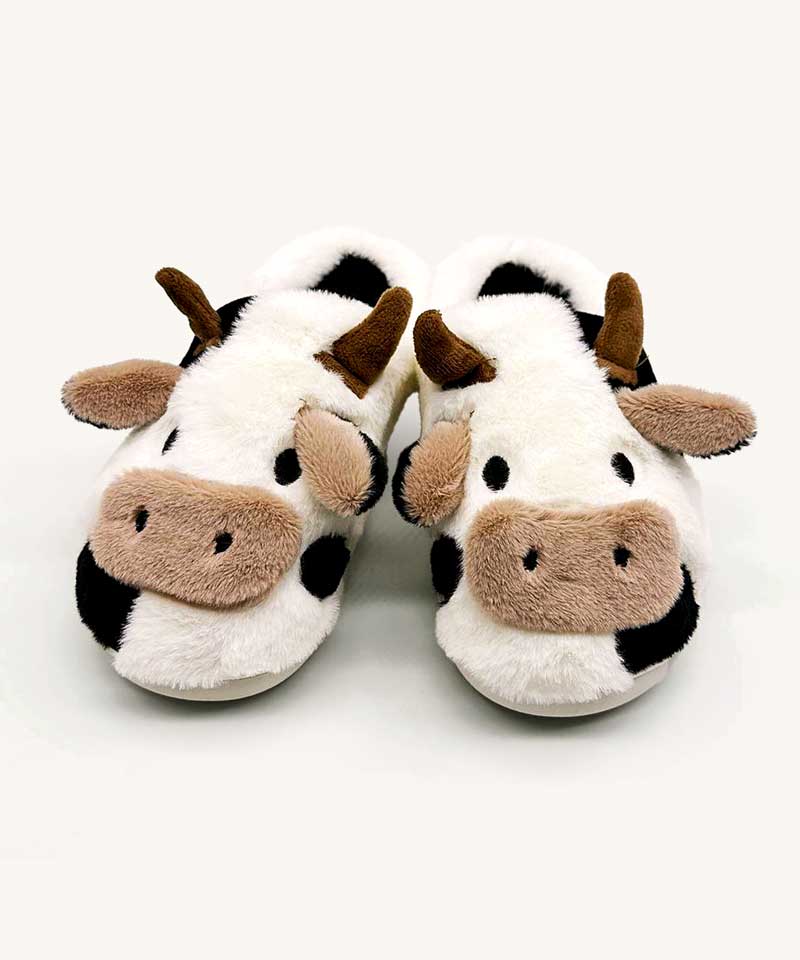 Pantufa de Bichinho Vaquinha Moo Preta e Branca L | Pantufas & Pijamas - Dream Fashion