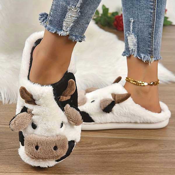 Pantufa de Bichinho Vaquinha Moo Preta e Branca 4 | Pantufas & Pijamas - Dream Fashion